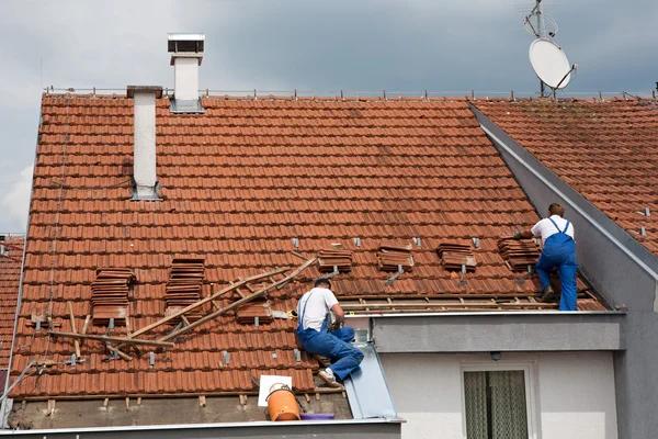 Chambersburg Roofing Services That Focus on Durability and Safety