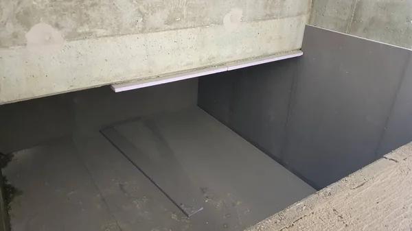 How Missouri Foundation Waterproofing Helps Stop Basement Leaks