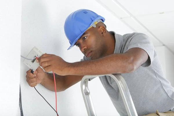 Safe & Reliable Electrical Contractor Services in Colorado Springs